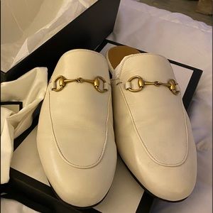 GUCCI Princetown leather mystic white mules